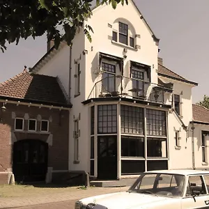 Het Spoorhuis **** Uithoorn